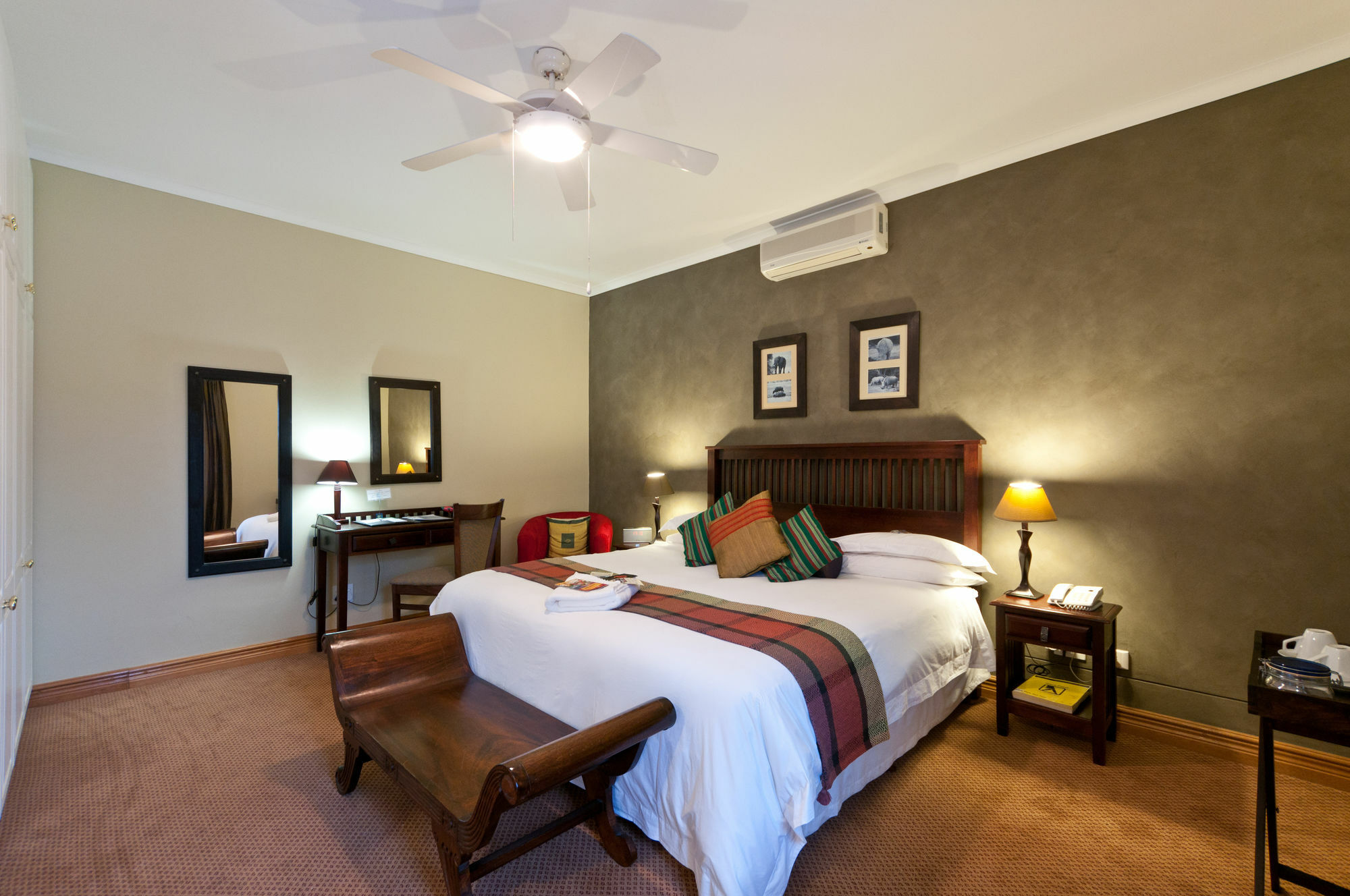 Cape Flame Guest House Port Elizabeth Extérieur photo